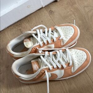 Nike Women Dunks